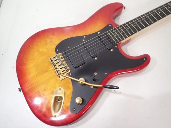 【高額買取実施中!!】Moon Guitars PGM製 Steve Lukather 風 ストラトキャスター EMG SSH PU/メイプル