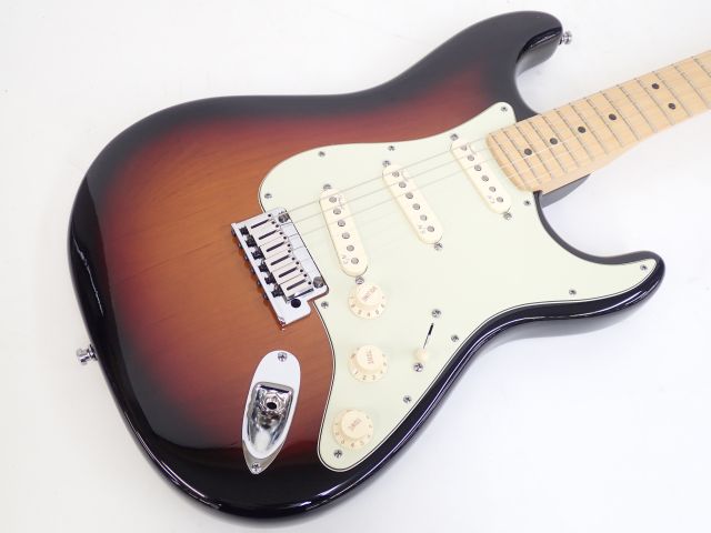 Fender USA Stratcaster American Deluxe美品