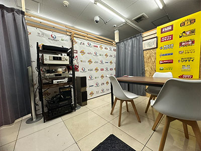 中古楽器堂 愛知本部・名古屋店 内観